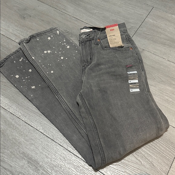 Levi's Denim - NWT Free People LEVI'S Low Pro Straight Loose Fit Jeans 90's Women's 24